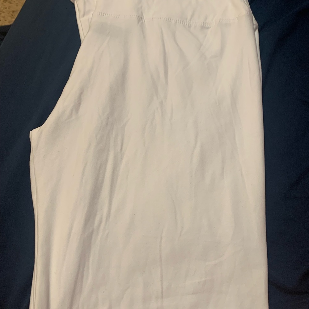 Size 2 woman’s leggings